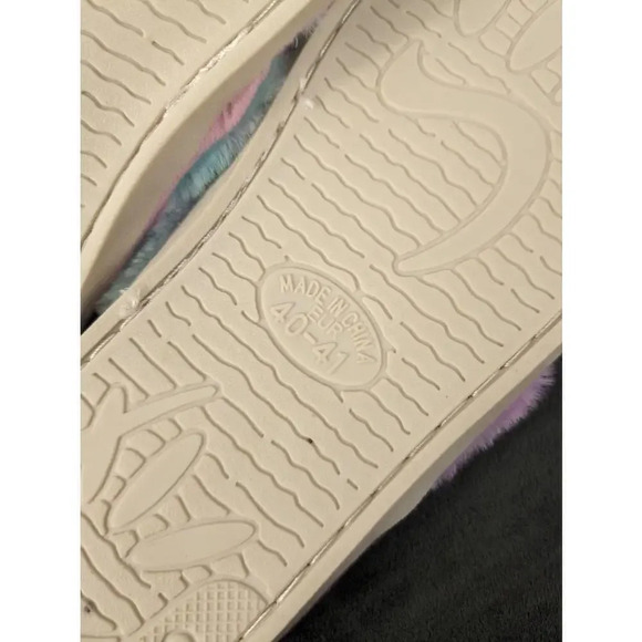 NEW Plush fuzzy colorful slide style slippers, EUR 40-41 - Picture 5 of 6